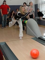 1112940149_zeleny_bowling.jpg