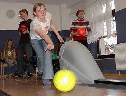 1112940320_zeleny_bowling.jpg