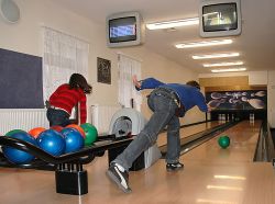 1112940527_zeleny_bowling.jpg