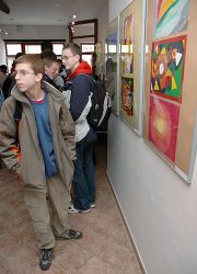 Vernisáž výstavy studentských prací v Holandském domě v Berouně.