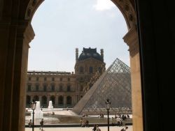 Louvre